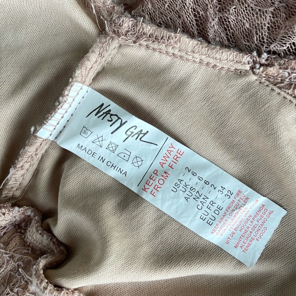 NASTY GAL Puff Lace Crop Top (like new) - Picture 10 of 10